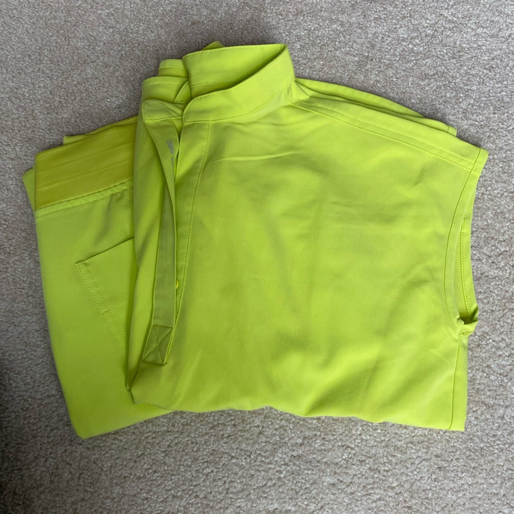 Figs Scrubs xs top & small bottoms - neon yellow